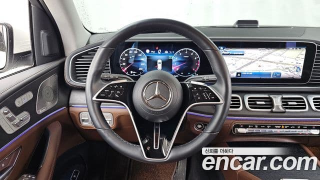 Mercedes-Benz GLE-Class 2025 — ფოტო 13/20