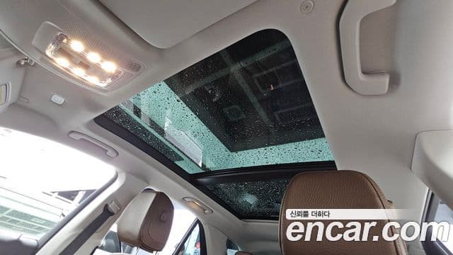 Mercedes-Benz GLE-Class 2025 — ფოტო 18/20