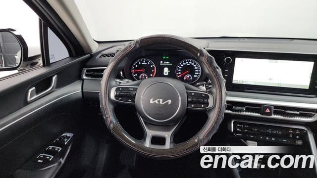 Kia K5 2022 — Şəkil 14/20