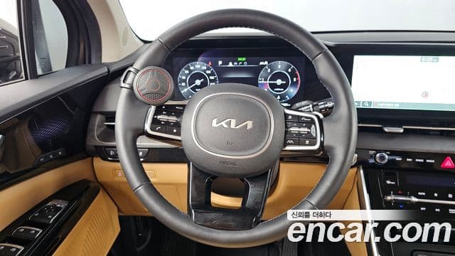 Kia Carnival 2022 — ფოტო 12/20
