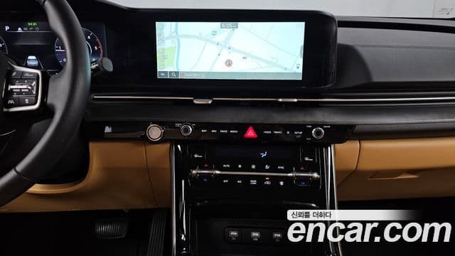 Kia Carnival 2022 — ფოტო 14/20