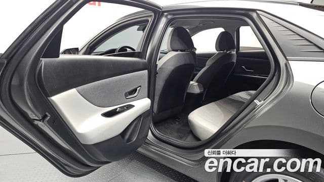Hyundai Avante 2021 — Şəkil 12/20