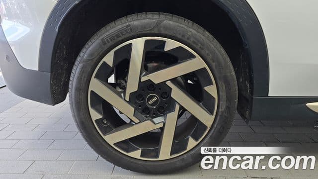Mini Cooper S Countryman 2024 — ფოტო 4/20
