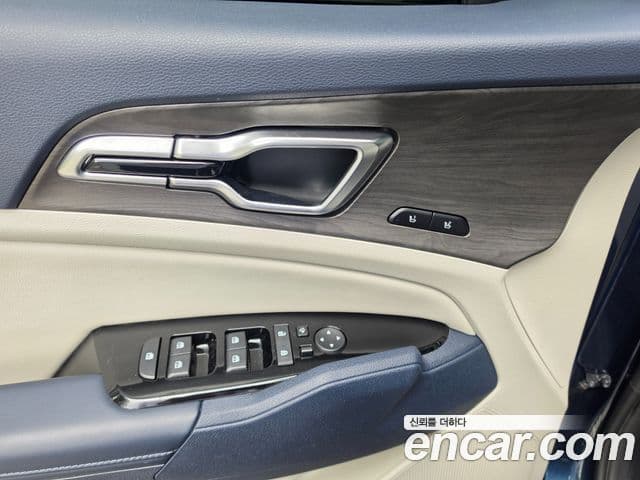 Kia Sportage 2022 — ფოტო 14/19