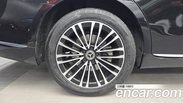 Mercedes-Benz S-Class 2025 — ფოტო 4/20