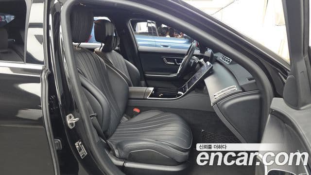 Mercedes-Benz S-Class 2025 — ფოტო 11/20