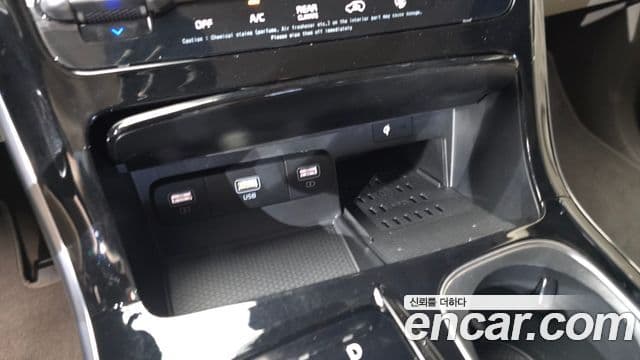 Kia Carnival 2021 — Şəkil 16/20