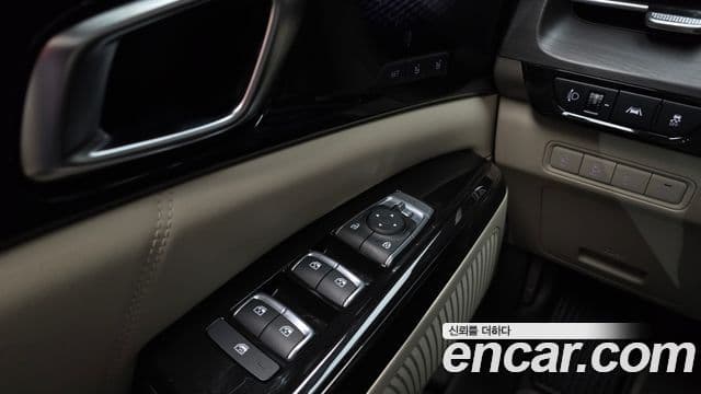 Kia Carnival 2021 — Şəkil 18/20