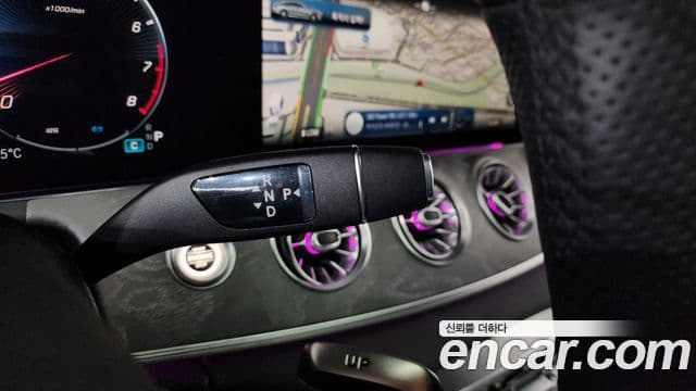 Mercedes-Benz AMG GT 2024 — Şəkil 8/20