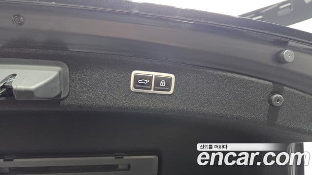 Genesis Electrified G80 2022 — Şəkil 15/20