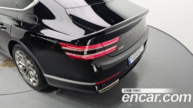 Genesis G80 2022 — Photo 7/31
