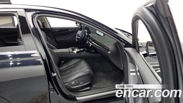 Genesis G80 2022 — Photo 9/31