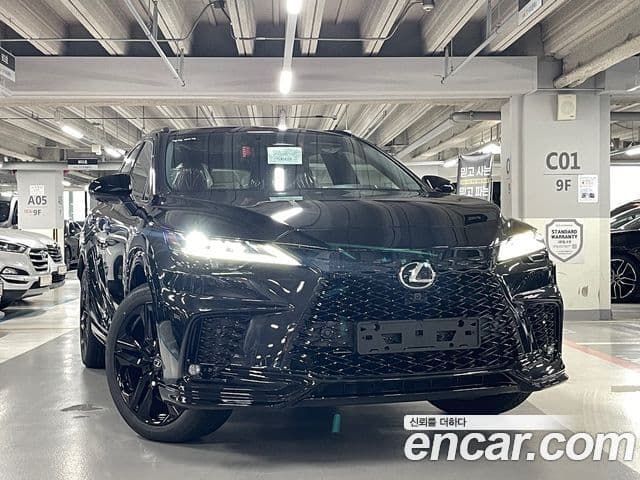 Lexus RX500h 2026 — ფოტო 8/15