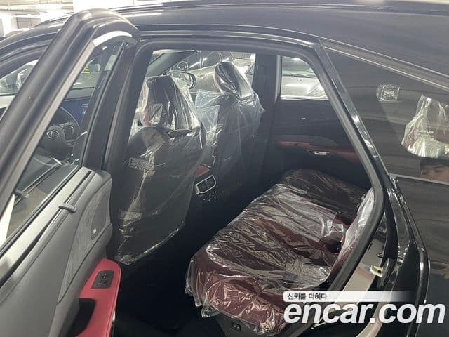 Lexus RX500h 2026 — ფოტო 13/15