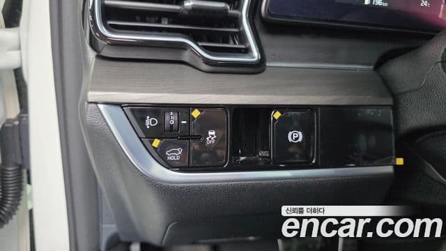 Kia Sportage 2023 — Фото 13/20