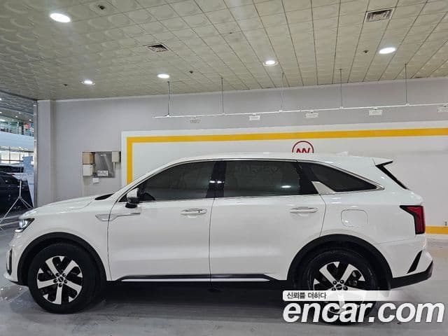 Kia Sorento 2023 — Şəkil 3/18