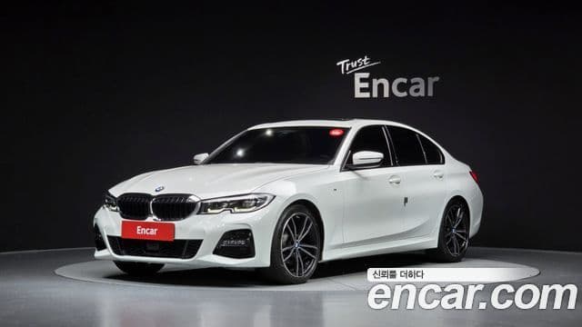 BMW 3 Series 2022 — ფოტო 1/20