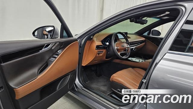 Genesis Electrified G80 2022 — Şəkil 10/20