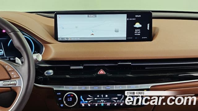 Genesis Electrified G80 2022 — Şəkil 14/20