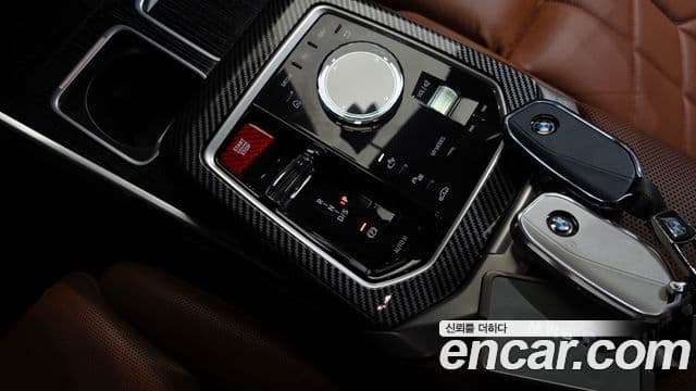 BMW 7 Series 2025 — ფოტო 9/20