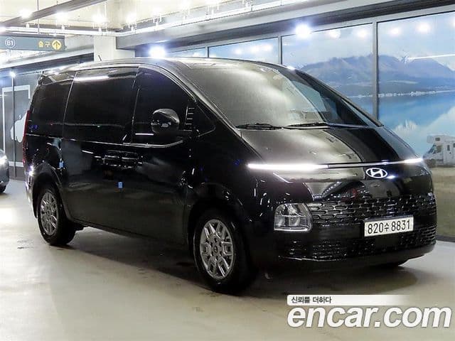 Hyundai Staria 2025 — Фото 4/18