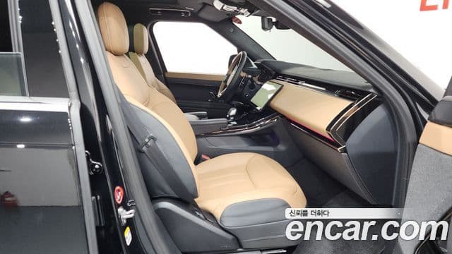 Land Rover Range Rover Sport 2025 — Photo 21/37