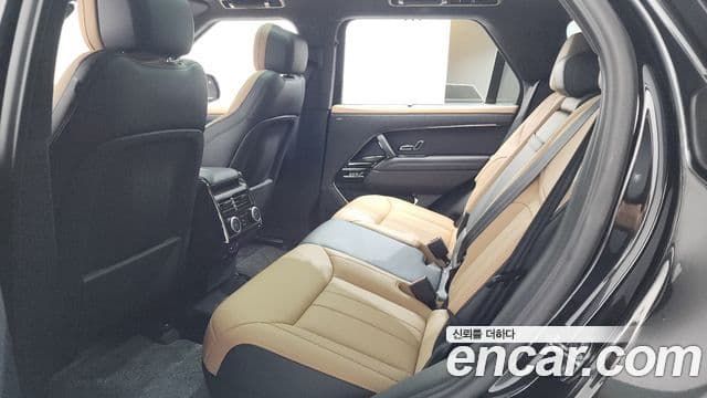 Land Rover Range Rover Sport 2025 — Photo 10/37