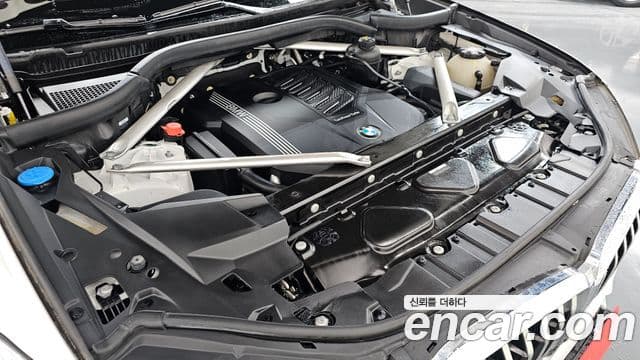 BMW X5 2021 — ფოტო 6/20