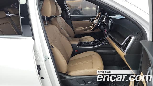 Kia Sorento 2023 — Şəkil 10/20