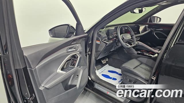 Audi Q5 2025 — Photo 8/20