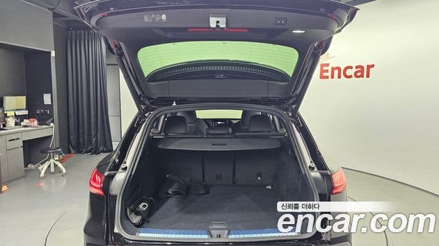 Audi Q5 2025 — Photo 18/20