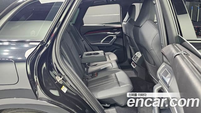 Audi Q5 2025 — Photo 19/20