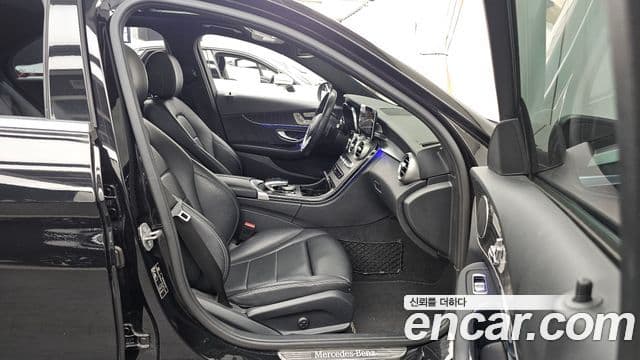 Mercedes-Benz C-Class 2019 — Şəkil 11/20