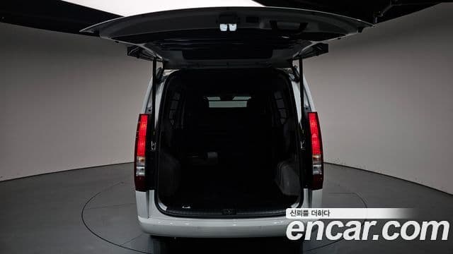 Hyundai Staria 2025 — Фото 20/20
