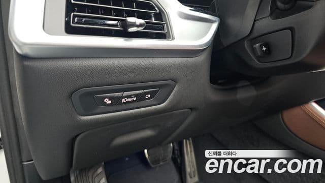 BMW X5 2025 — Photo 20/36