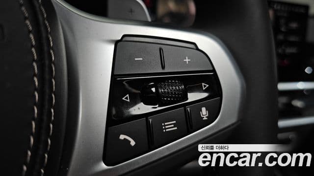 BMW X5 2025 — Photo 17/36