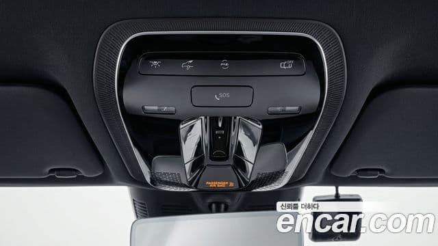 Mercedes-Benz GLC-Class 2025 — Photo 7/11