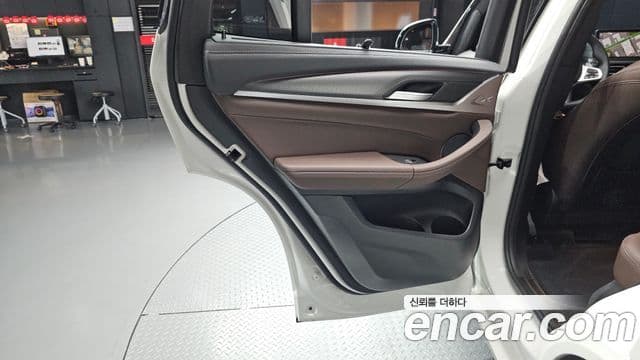 BMW X3 2024 — Photo 10/34