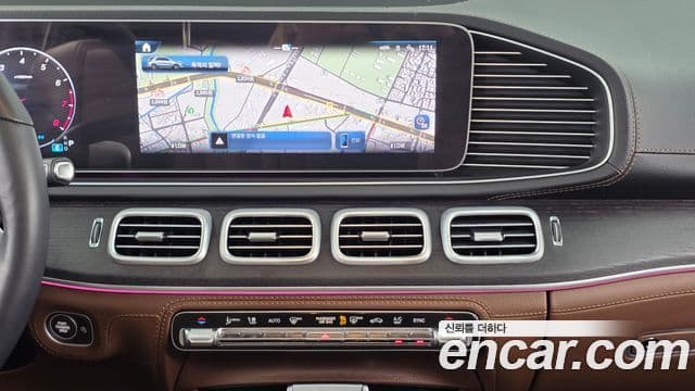 Mercedes-Benz GLE-Class 2025 — Фото 14/20