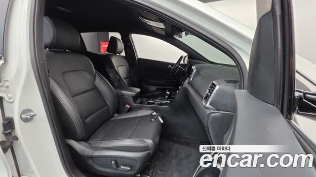 Kia Sportage The Bold 2021 — ფოტო 10/20