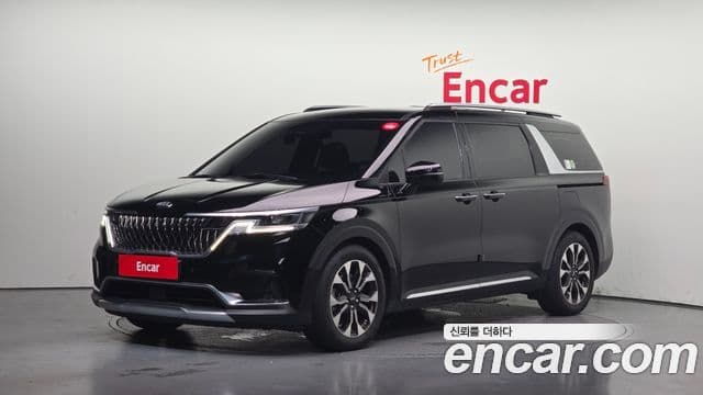 Kia Carnival 2021 — Фото 1/20