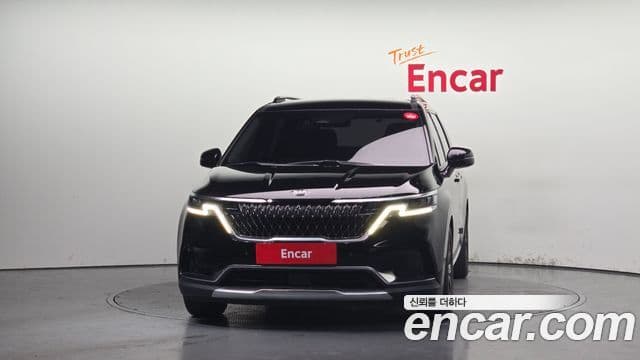 Kia Carnival 2021 — Фото 3/20