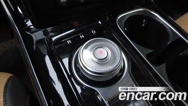 Kia Carnival 2021 — Фото 9/20