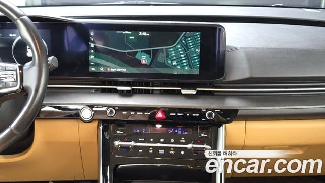 Kia Carnival 2021 — Фото 15/20