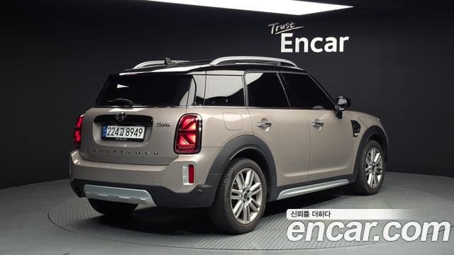 Mini Cooper Countryman 2022 — ფოტო 10/20