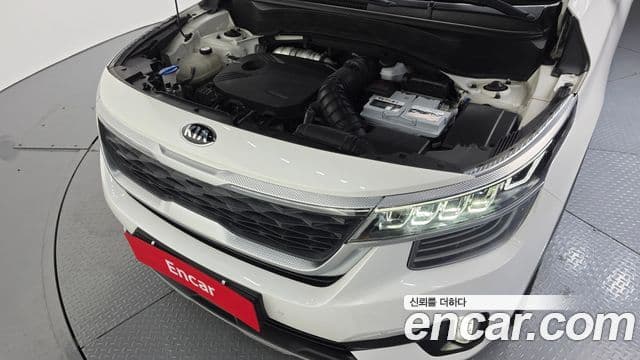 Kia Seltos 2019 — ფოტო 6/20