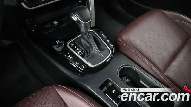 Kia Seltos 2019 — ფოტო 9/20