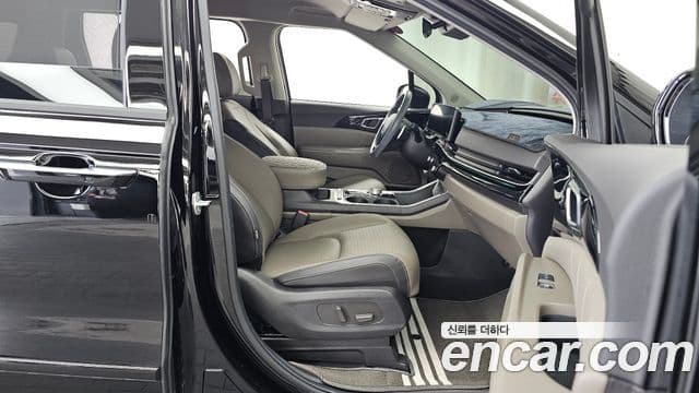 Kia Carnival 2024 — Şəkil 11/20