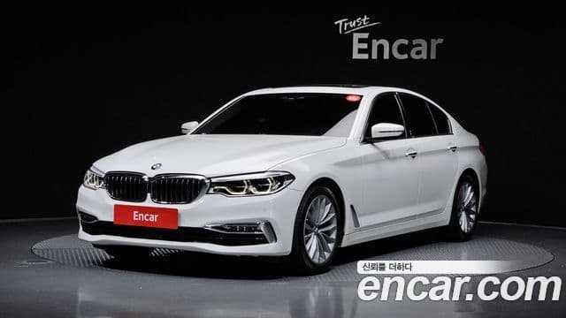 BMW 5 Series 2018 — Şəkil 1/20