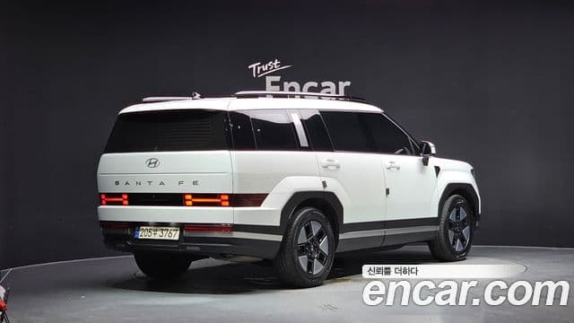 Hyundai Santa Fe 2024 — ფოტო 2/20